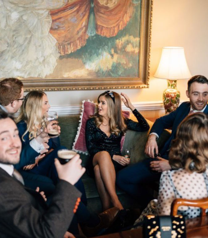wedding-guests-relaxing Wedding guests relaxing
